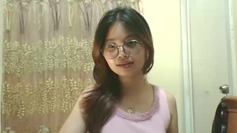 its me KYLIE online show from 10.22.25