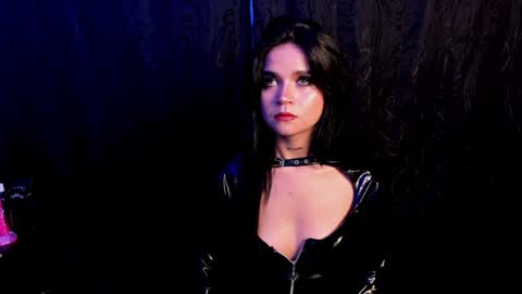 submissive demon Please help me to reach 500 thumbs up online show from 01.28.25