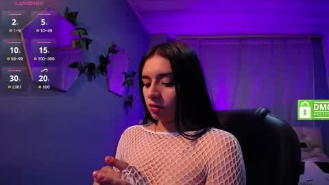 Snapshot of kylie_golden chatting on 09.29.25 Kylie Myers online show from 09.29.25