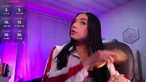 Snapshot of kylie_golden chatting on 10.16.25 Kylie Myers online show from 10.16.25