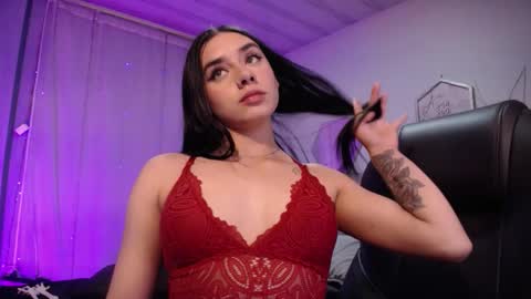 Snapshot of kylie_golden chatting on 10.23.25 Kylie Myers online show from 10.23.25