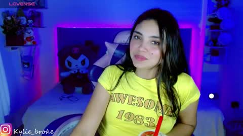 k ylie online show from 12.31.24