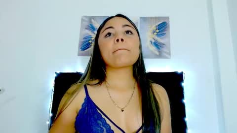 Snapshot of kylie_loveee chatting on 01.22.25 Paola online show from 01.22.25