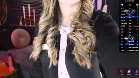 Snapshot of kylie_mellow chatting on 03.19.26 Kylie online show from 03.19.26