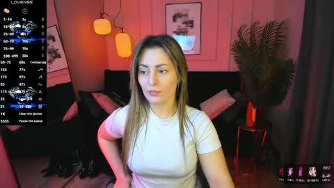 Snapshot of kylie_mellow chatting on 04.05.26 Kylie online show from 04.05.26