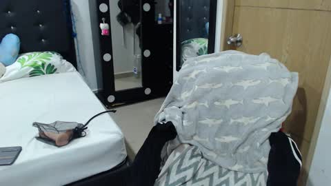 Instagram Kylie switch  followme  buy lovense here online show from 01.04.25