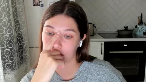 Snapshot of kylieblond chatting on 02.21.26 Din online show from 02.21.26