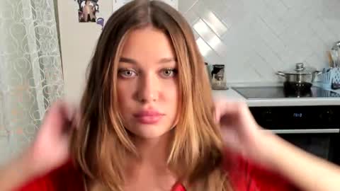 Snapshot of kylieblond chatting on 03.02.26 Din online show from 03.02.26