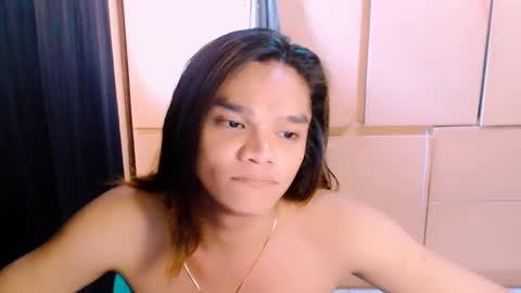 Snapshot of kylieebarbie97 chatting on 01.05.25 SC pchix2022 online show from 01.05.25