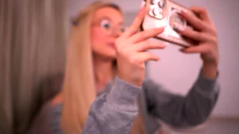 Kylie online show from 02.10.26