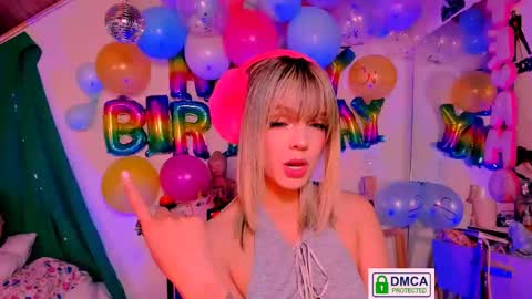   online show from 11.19.25