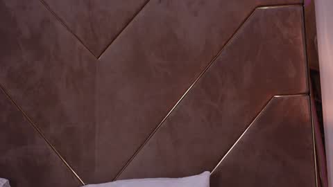 Snapshot of kylievee chatting on 12.08.24 Kylie online show from 12.08.24