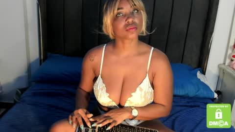 kylie white boobs online show from 04.09.26