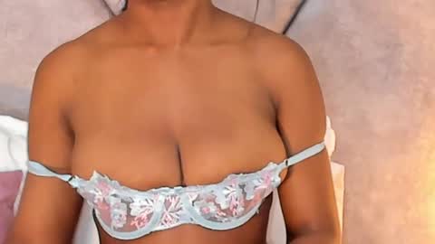 Kylie Cooper online show from 09.26.25