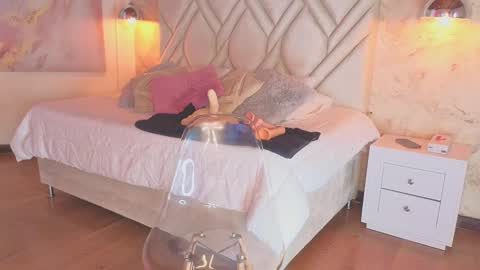 Snapshot of kylle_2050 chatting on 02.20.25 Kyle online show from 02.20.25