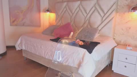 Snapshot of kylle_2050 chatting on 02.22.25 Kyle online show from 02.22.25