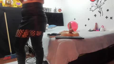 call me kim  online show from 10.04.25