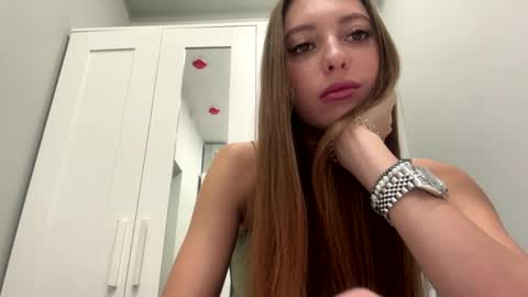 Selena online show from 04.03.26