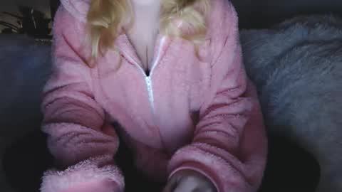 Snapshot of kymchi chatting on 10.09.25 Check Out My NSFW OnlyFans Link On Bio online show from 10.09.25