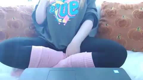 Snapshot of kymchi chatting on 10.26.25 Check Out My NSFW OnlyFans Link On Bio online show from 10.26.25