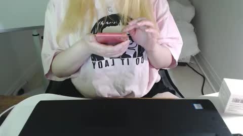 Check Out My NSFW OnlyFans Link On Bio online show from 04.04.26