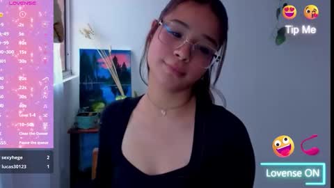 Snapshot of kyomi_beth chatting on 09.19.25 kyomi online show from 09.19.25