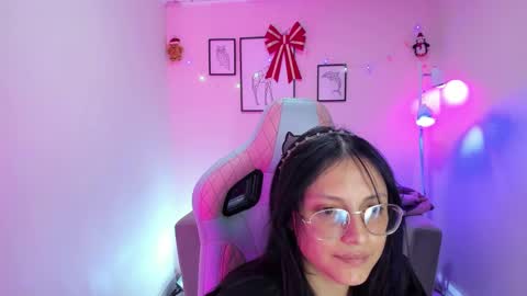 Snapshot of kyomi_chang chatting on 12.18.24 Kyomi online show from 12.18.24
