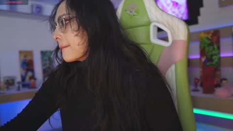 Snapshot of kyomi_chang chatting on 01.20.25 Kyomi online show from 01.20.25