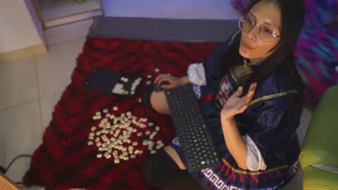 Snapshot of kyomi_chang chatting on 01.24.25 Kyomi online show from 01.24.25
