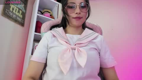 Snapshot of kyomi_chang chatting on 02.04.25 Kyomi online show from 02.04.25