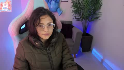 Snapshot of kyomi_chang chatting on 03.11.25 Kyomi online show from 03.11.25