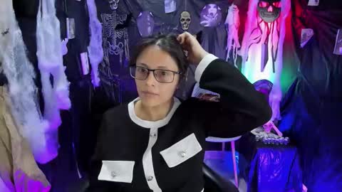 Kyomi online show from 10.21.25