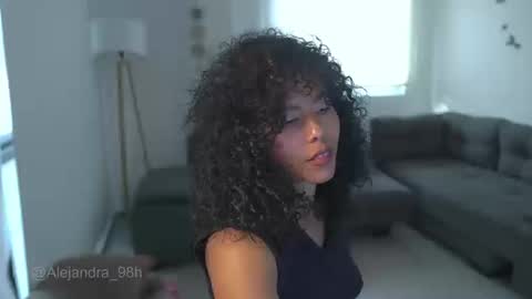 Snapshot of kyria__1 chatting on 09.08.25 schedule 300 pm - 1100pm colombia time online show from 09.08.25