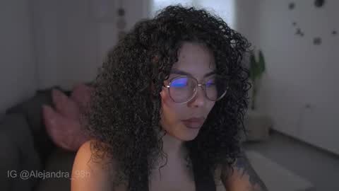 schedule 300 pm - 1100pm colombia time online show from 01.08.26