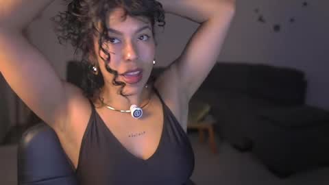 schedule 300 pm - 1100pm colombia time online show from 05.22.26