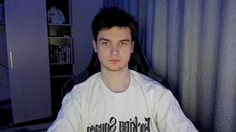 Kyroro online show from 01.10.25