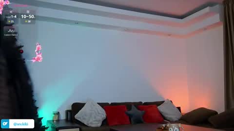 Viktoria White  online show from 12.21.24