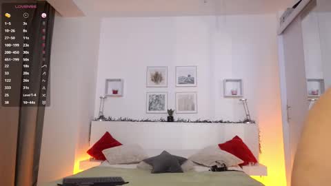 Viktoria White  online show from 02.10.26