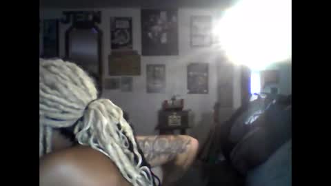 Snapshot of l3nababi92 chatting on 10.25.25 l3nababi92 online show from 10.25.25