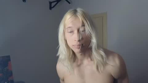 Snapshot of l_adonis_l chatting on 12.19.24 Adonis online show from 12.19.24