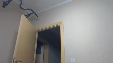 Snapshot of l_adonis_l chatting on 01.11.25 Adonis online show from 01.11.25