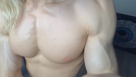 Snapshot of l_adonis_l chatting on 01.14.25 Adonis online show from 01.14.25