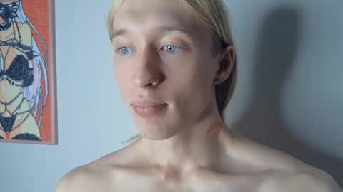 Snapshot of l_adonis_l chatting on 03.10.25 Adonis online show from 03.10.25