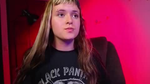 Snapshot of la_femme_fatale_ chatting on 02.28.26 Hanna FREE ONLYFANS online show from 02.28.26