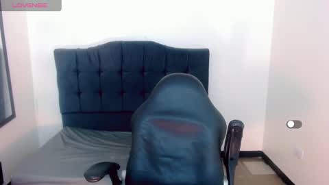AriSaray online show from 12.24.24