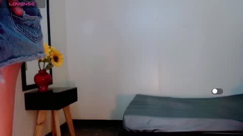 AriSaray online show from 02.10.25
