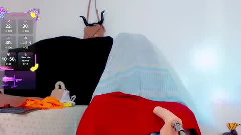 AriSaray online show from 10.25.25