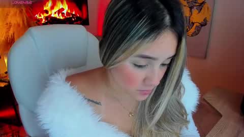 Snapshot of la_venezolana chatting on 03.01.25 Vero online show from 03.01.25