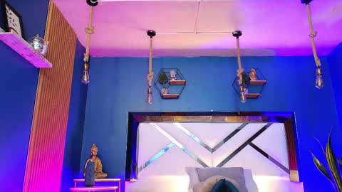 Cris  online show from 09.20.25