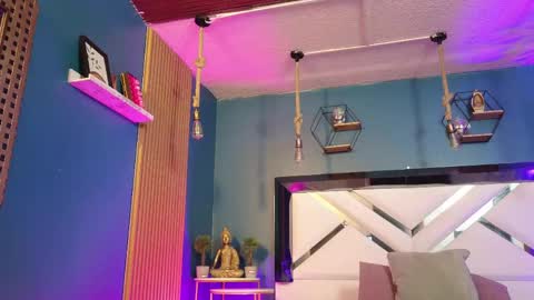 Cris  online show from 04.11.26